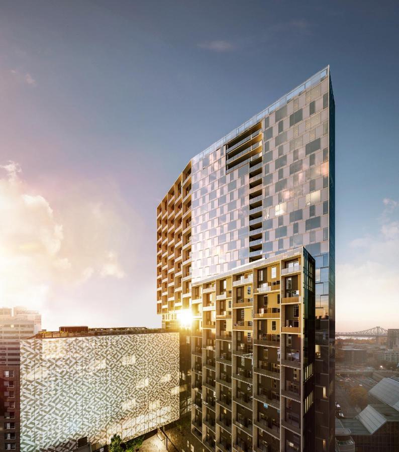 Humaniti Hotel Montreal, Autograph Collection Exterior photo